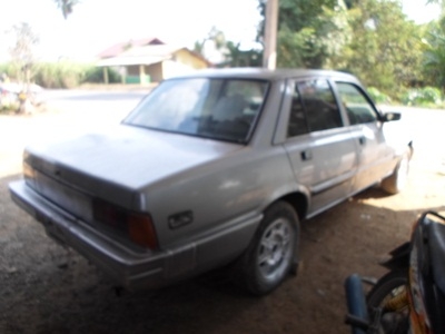 ขายรถเก๋งรุ่นเก่าใช้งานได้ปกติ แอร์เย็น วิ่งดีมาก ยางสวยสีไม่คอยสวยภายในสวยมาก แต่ทะเบียนขาด3-4ปีแล้ว ใช้อยู่วิ่งไม่ใกลดีครับ