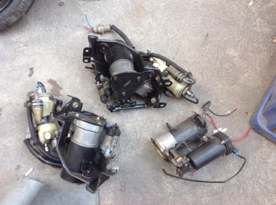 --- ขาย --- ปั้มลม 7 ครีบ 12V / ปั้มลม กลม 12V เก่าญี่ปุ่น