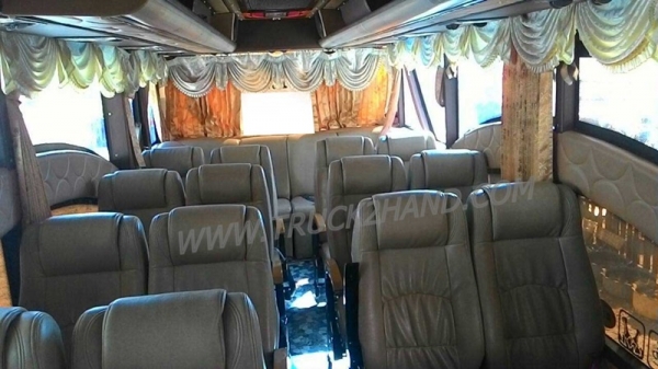 รถบัส ยี่ห้อ ISUZU   195  แรงม้า  ปีจดทะเบียน 2524