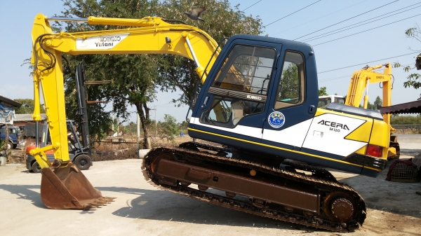 ขายด่วนรถแม็คโครKOBELCOSK120MARK///มาร์ทีชั่วโม่งทำงานน้อยมีลายหัวกระเเทก รถนอกนำเข้าไม่เคยใช้งานในเมืองไทยเลย