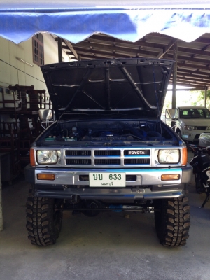 ขายรถกระบะ Toyota LN60