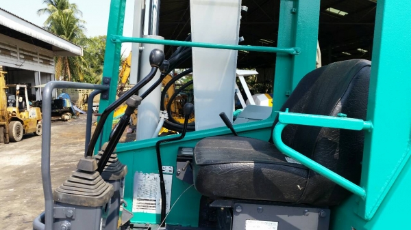 ขาย รถขุด KOMATSU รุ่น PC50UU-1- นำเข้ามือสองญี่ปุ่น เช็คสภาพแล้ว อย่างดี มือถือ/LINE ID :0818753444