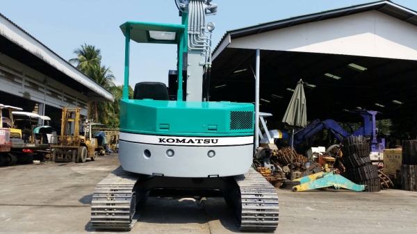 ขาย รถขุด KOMATSU รุ่น PC50UU-1- นำเข้ามือสองญี่ปุ่น เช็คสภาพแล้ว อย่างดี มือถือ/LINE ID :0818753444