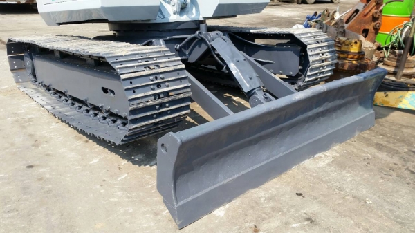 ขาย รถขุด KOMATSU รุ่น PC50UU-1- นำเข้ามือสองญี่ปุ่น เช็คสภาพแล้ว อย่างดี มือถือ/LINE ID :0818753444