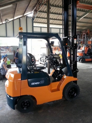 ฟอล์คลิฟต์ 1.8 ตัน TOYOTA 7FD18 รถเก่าญี่ปุ่น ฟอล์คลิฟต์ 1.8 ตัน TOYOTA 7FD18 รถเก่าญี่ปุ่น