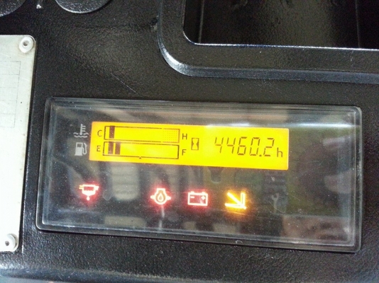 ฟอล์คลิฟต์ 2.5 ตัน  TOYOTA 8FD25  รถปี 2008 รถนอกเก่าญี่ปุ่น