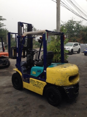 ฟอล์คลิฟต์ 2.5 ตัน KOMATSU FD25T-12 รถนอกเก่าญี่ปุ่น ฟอล์คลิฟต์ 2.5 ตัน KOMATSU FD25T-12 รถนอกเก่าญี่ปุ่น