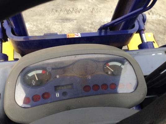 ฟอล์คลิฟต์ 2.5 ตัน KOMATSU FD25T-12 รถนอกเก่าญี่ปุ่น ฟอล์คลิฟต์ 2.5 ตัน KOMATSU FD25T-12 รถนอกเก่าญี่ปุ่น