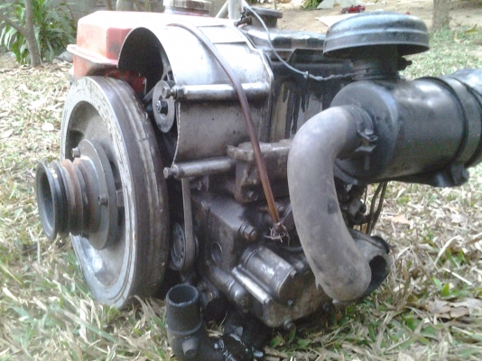 ขายตามสภาพเครื่องคูโบต้า2สูบ14แรงเครื่องติดนิมไว้ใส่อีแตนลดเหลือ15500บาท ขายตามสภาพเครื่องคูโบต้า2สูบ14แรงเครื่องติดนิมไว้ใส่อีแตนลดเหลือ15500บาท