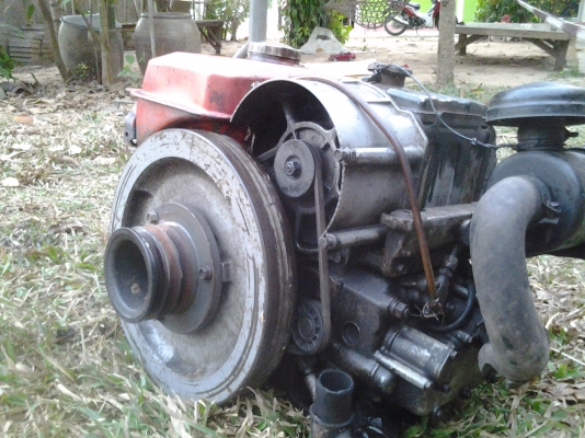 ขายตามสภาพเครื่องคูโบต้า2สูบ14แรงเครื่องติดนิมไว้ใส่อีแตนลดเหลือ15500บาท ขายตามสภาพเครื่องคูโบต้า2สูบ14แรงเครื่องติดนิมไว้ใส่อีแตนลดเหลือ15500บาท