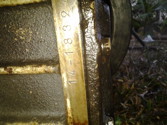 ขายตามสภาพเครื่องคูโบต้า2สูบ14แรงเครื่องติดนิมไว้ใส่อีแตนลดเหลือ15500บาท ขายตามสภาพเครื่องคูโบต้า2สูบ14แรงเครื่องติดนิมไว้ใส่อีแตนลดเหลือ15500บาท