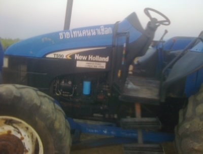 ขายรถไถFORD NEWHOLLAND รุ่นTS90ปี02แท้ห้างรถดีสีเดิมๆสนใจ0810076640 ขายรถไถFORD NEWHOLLAND รุ่นTS90ปี02แท้ห้างรถดีสีเดิมๆสนใจ0810076640