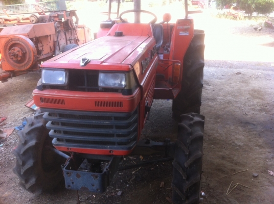 ขาย kubota l-1-32.5  sunchine 4x4
