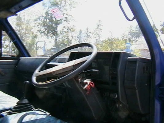 (450,000) isuzu NPR 59LU5Mดั้มพ์เครื่อ4BD1 115 ออกห้าง