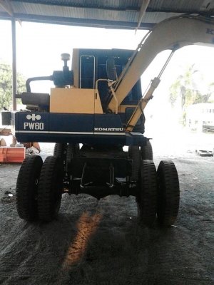 PW6-3 มีปุ้งกี๋ให้ด้วย สภาพพร้อมใช้  สนใจติดต่อเบอร๋นี้นะคะ  085-7305054