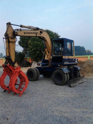 PW6-3 มีปุ้งกี๋ให้ด้วย สภาพพร้อมใช้  สนใจติดต่อเบอร๋นี้นะคะ  085-7305054