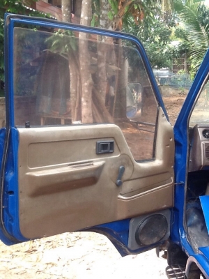 ข่ายด่วน Toyota dyna. 200 ปี2533 ข่ายด่วน Toyota dyna. 200 ปี2533