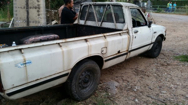 ม้ากระโดด 5 ขอ เครื่องเดิม 1L ดีเซล ทะเบียนขาด พ.ค.57  ขับได้ พร้อมโอน ขาย 29,800 บาท