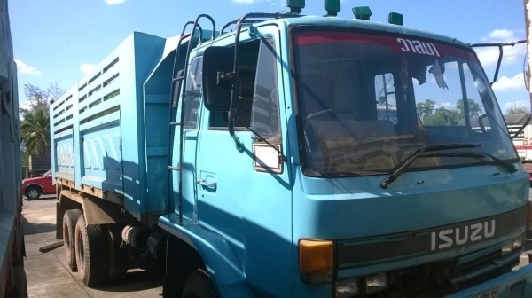 ขาย ISUZU ROCKY 210 คัสซีสวยตลอดเส้น เครื่อง 6SA1 210 แรงม้า เกียร์ Easton ดั้มสวย เบรคทิฟฟี่ ทะเบียนพร้อม จัดแนนซ์ได้ครับ