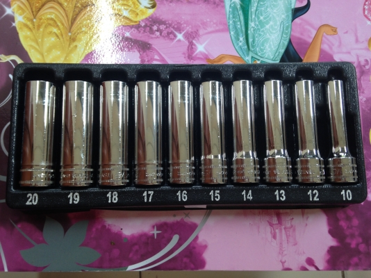 snap on ลูกบลีอคยาว 1/2  metric  made in USA