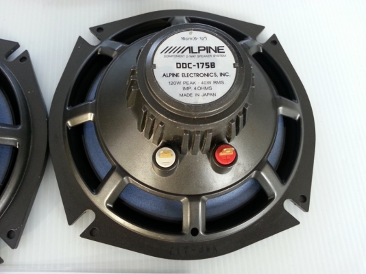 ชุดลำโพงแยกชิ้น Alpine DDC-1758 พร้อมทวิสเตอร์ จากญี่ปุ่น ชุดลำโพงแยกชิ้น Alpine DDC-1758 พร้อมทวิสเตอร์ จากญี่ปุ่น