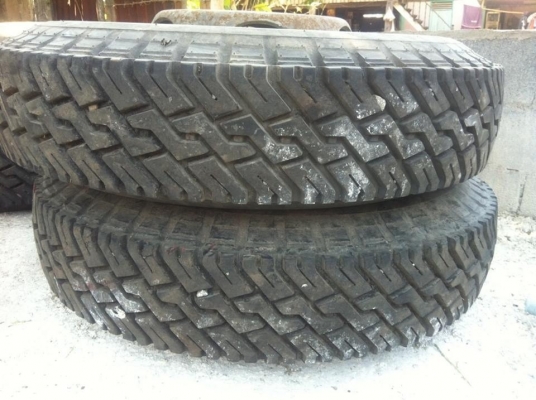 ขออนุญาติขายยางครับ 9.00-20 BRIDGE STONE 4เส้น ยางหล่อดอก(หล่อเย็น) พร้อมกระทะ สภาพ90\%