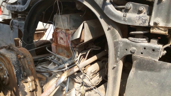 HINO ZM 260 HP EK100 รถโม่ปูน แบบตรง 6 คิว รถสภาพดีมากครับพร้อมใช้งานได้เลย เครื่องยนต์เดิมๆเกียร์เดิมแรงดีไม่เยิ้ม หัวเก๋งไม่ผุภายในคอนโซลครบพร้อม พวงมาลัยเพาเวอร์ ระบบเบรคทริ๊ปฟี้ ช่วงล่างอย่างใหญ่คัชซีไม่บวม เอกสารทะเบียนครบพร้อม ราคาต่อรองได้ครับ