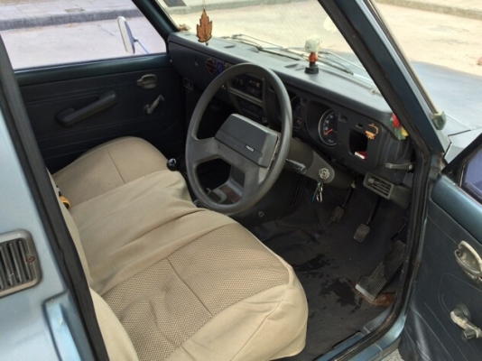 Mazda1300 แอร์เย็น สีเดิมบางๆ เครื่องดี พร้อมใช้ Mazda1300 แอร์เย็น สีเดิมบางๆ เครื่องดี พร้อมใช้