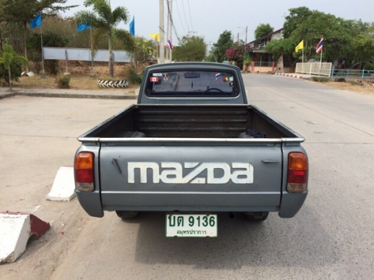 Mazda1300 แอร์เย็น สีเดิมบางๆ เครื่องดี พร้อมใช้ Mazda1300 แอร์เย็น สีเดิมบางๆ เครื่องดี พร้อมใช้