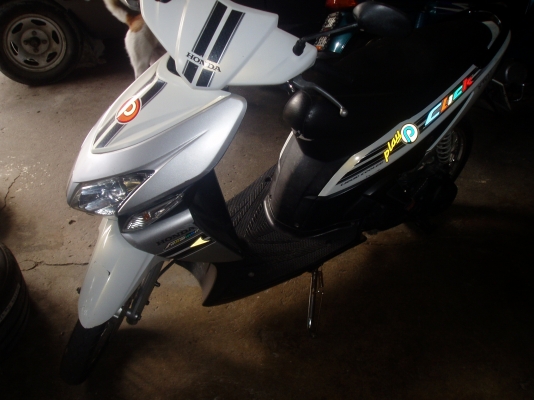 ขายฮอนด้าคลิกสวยตามสภาพราคาถูกๆ12000บาท