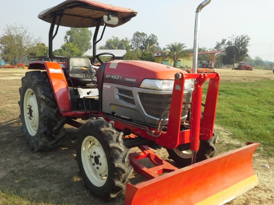 ขาย แทรกเตอร์ YANMAR EF 453 T LX