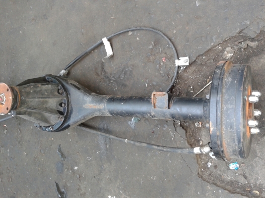 เพลาท้ายวีโก้แชมป์ถอดป้ายแดงครบชุดครับ