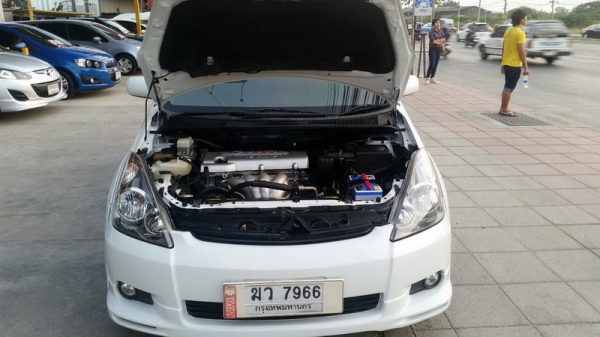 TOYOTA WISH ปี 2004 ตัว TOP หลังคา sunloob ขายรถสวย ARIBAG คู่ เบรคระบบ ABS กระจกไฟฟ้า เบาะหนัง แอร์เย็น ระบบไฟใช้งานปกติ เครื่องดี ช่วงล่างแน่น ล้อ MAX แต่งสวยๆ ภายในสวย สีสวย รถพร้อมใช้งาน จัดไฟแนนได้ ฟรีดาวน์