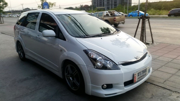 TOYOTA WISH ปี 2004 ตัว TOP หลังคา sunloob ขายรถสวย ARIBAG คู่ เบรคระบบ ABS กระจกไฟฟ้า เบาะหนัง แอร์เย็น ระบบไฟใช้งานปกติ เครื่องดี ช่วงล่างแน่น ล้อ MAX แต่งสวยๆ ภายในสวย สีสวย รถพร้อมใช้งาน จัดไฟแนนได้ ฟรีดาวน์