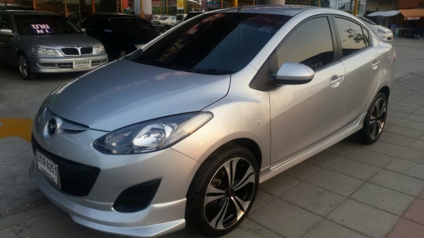 MAZDA 2 ปี 2010 ขายรถสวย ARIBAG คู่หน้า เบรคระบบ ABS เบาะหนัง ล้อ MAX แอร์เย็นๆ กระจกไฟฟ้า พวงมาลัยพาวเวอร์์ เบาะสภาพดี เครื่องเดิม ภายในสภาพสวย สีสวย รถพร้อมใช้งาน จัดไฟแนนได้ ฟรีดาวน์