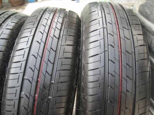 ขายยางน้องๆป้ายแดง Bridgestone ecopia ep150 175/65r14 ยางผลิตสัปดาห์ที่30ปี2014 สนใจติดต่อเล็กคลองสามครับ 081-3747940