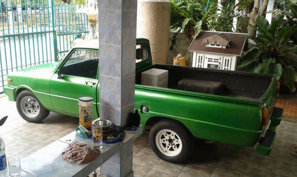 ขายมาสด้าน้อย ขายมาสด้าน้อย