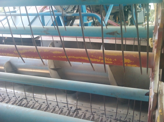 ขายรถเกี่ยวข้าว เกษตรพัฒนา อุ้ม 2.5 ตันรุ่นปลดหนี้ตัวใหญ่  ปี 53  หน้าเกียว 3.3 เมตรตัวเดิน 10