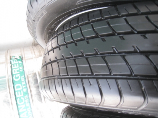 ขายล้อแม็ก Toyota vios 12ก้าน 15"ยางผลิตสัปดาห์ที่52 ปี2013  สนใจติดต่อเล็กคลองสามครับ 081-3747940