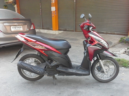 Click 110i ปี 53 รถเดิมๆ เครื่องแน่นๆ มีเล่ม เอกสารพร้อม ภาษี พรบ.ไม่หมด