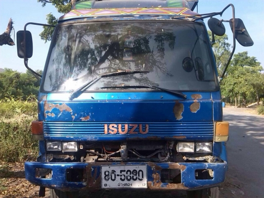 รถเบ้าท์มือสองอาหารสัตว์ถังหยดน้ำร๊อกกี้175