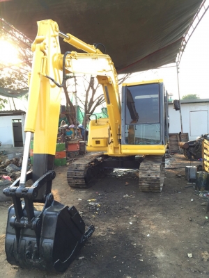 ขายด่วน!! KOMATSU PC70 สภาพสวยๆค่ะ ขายด่วน!! KOMATSU PC70 สภาพสวยๆค่ะ