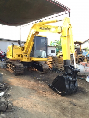 ขายด่วน!! KOMATSU PC70 สภาพสวยๆค่ะ ขายด่วน!! KOMATSU PC70 สภาพสวยๆค่ะ