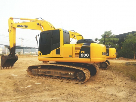 ขายด่วน!! KOMATSU PC200-8 สภาพสวยๆค่ะ