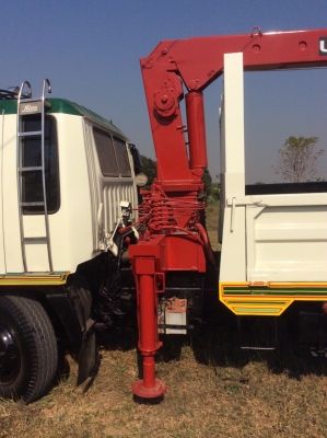 HINO 6 ล้อFF ติดเครน 4.5ตัน 3ปอก เครื่องดี ยางดี ครัทซีสวย ใหญ่ยาวตลอด กระบะยาว 6.2ม. รถพร้อมใช้งาน ขาย 830,000 บาท