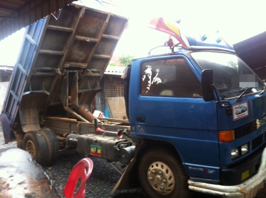 ISUZU NPR