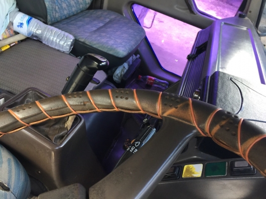 10ล้อดั้ม220แรง FN527M-TF2160.  รถสภาพดี พร้อมใช้