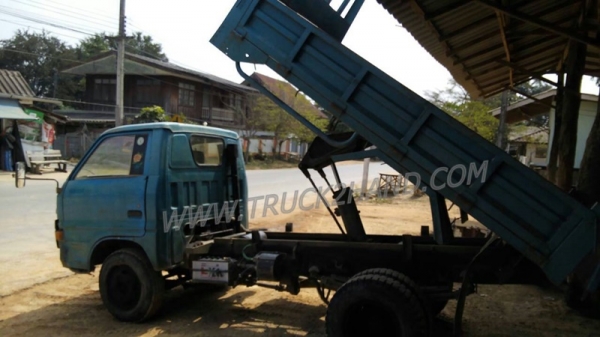 รถบรรทุก 6 ล้อดัมพ์ ISUZU   รุ่นTLD44  100 แรงม้า ปีจดทะเบียน 2527