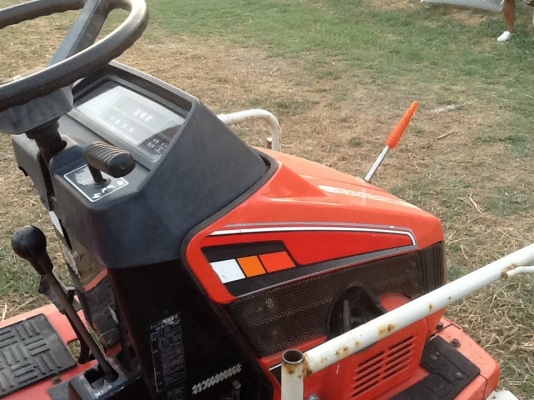 รถดำนา เก่าญี่ปุ่น สภาพดีพร้อมใช้ราคาถูก รถดำนา เก่าญี่ปุ่น สภาพดีพร้อมใช้ราคาถูก