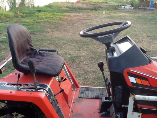 รถดำนา เก่าญี่ปุ่น สภาพดีพร้อมใช้ราคาถูก รถดำนา เก่าญี่ปุ่น สภาพดีพร้อมใช้ราคาถูก